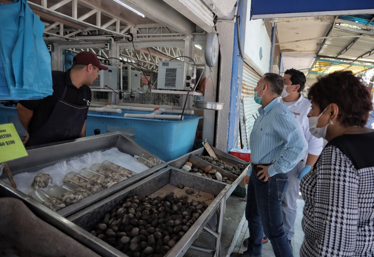 Alberto Esquer visita instalaciones del Mercado del Mar, en Zapopan |  Secretaría de Agricultura y Desarrollo Rural